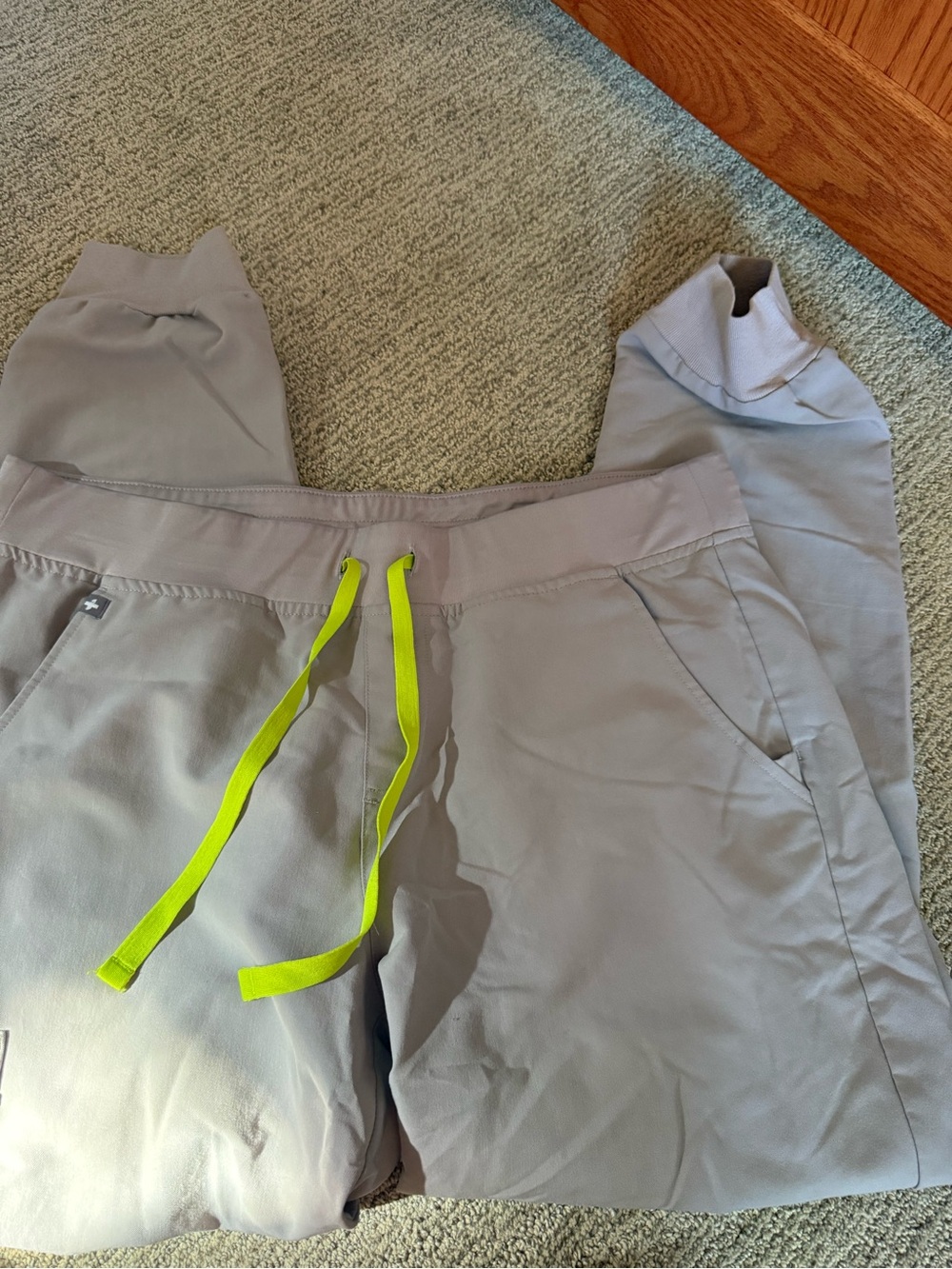 Light Gray Women’s Jogger Scrubs with Neon Drawstring